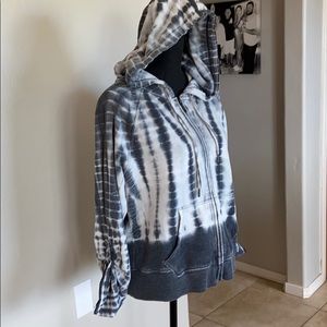 Zip up tie dyed jacket